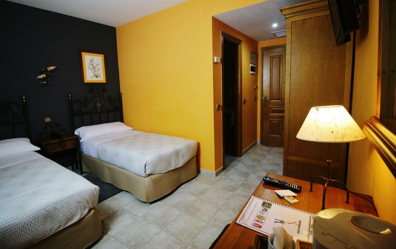 Posada Del Camino Real Torrelaguna Εξωτερικό φωτογραφία