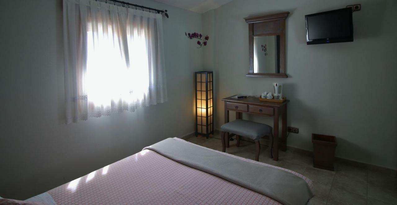 Posada Del Camino Real Torrelaguna Εξωτερικό φωτογραφία
